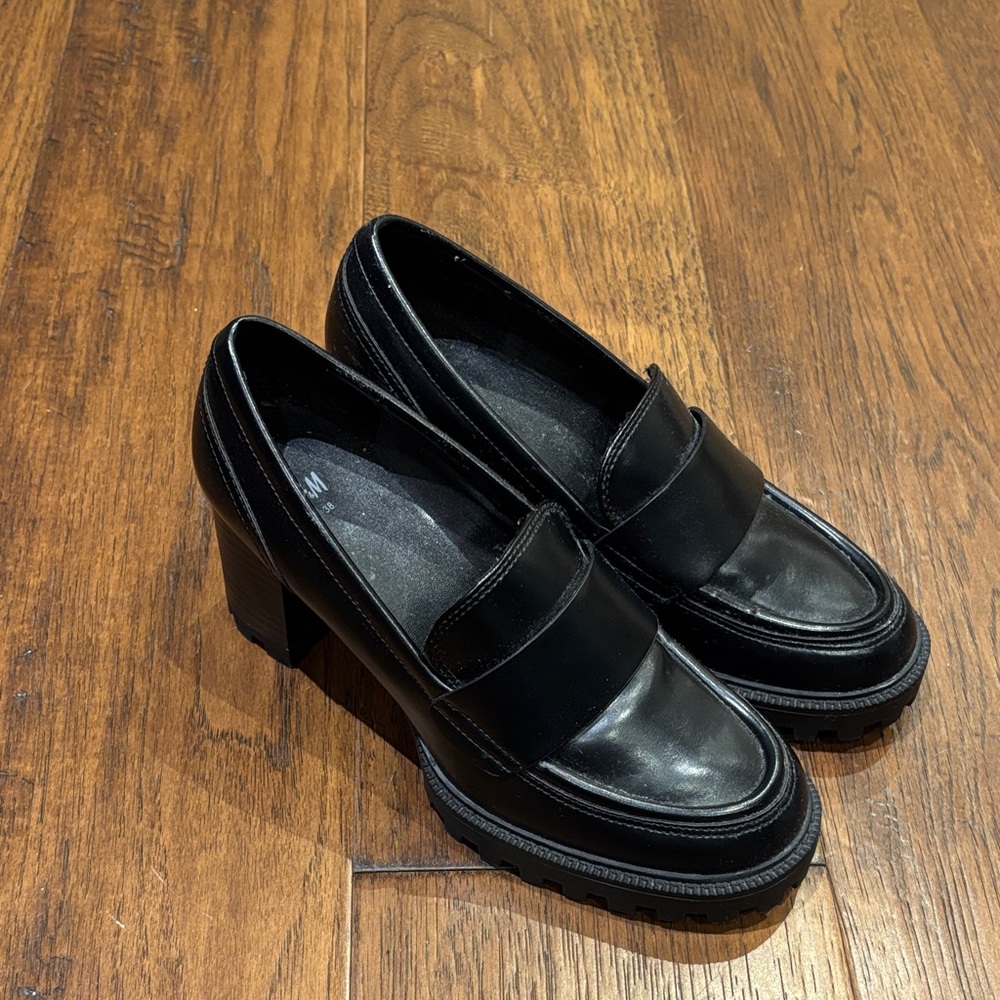 H&M Black Chunky Heel Loafers